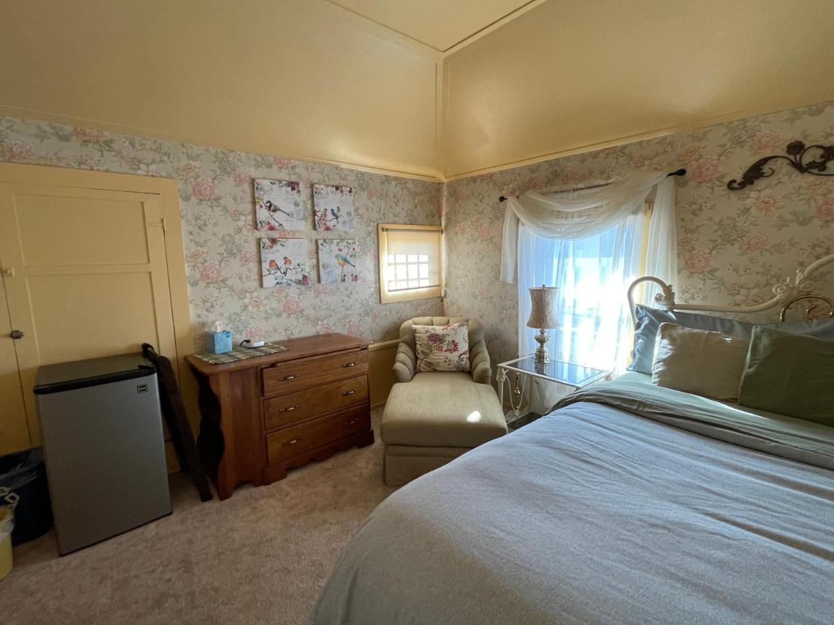Country Inn Guesthouse Форт-Брэгг Экстерьер фото